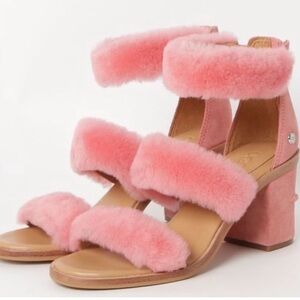 Never worn pink Ugg heels